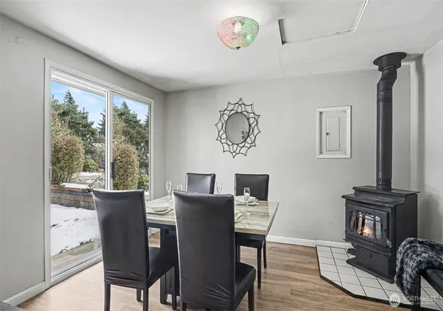 Photo 4 of Single family home for sale at 20005 14th Avenue S, Sea Tac, WA 98198 | MLS# NWM2493214 | Listing updated on 2026-09-17