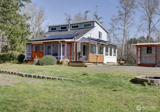 Photo 4 of Single family home for sale at 34610 T Ln, Oysterville, WA 98641 | MLS# NWM2493218 | Listing updated on 2026-09-17