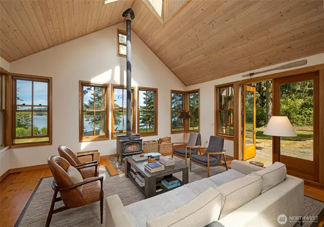 Photo 3 of Single family home for sale at 16 Bayshore Rd, Friday Harbor, WA 98250 | MLS# NWM2493219 | Listing updated on 2026-09-17