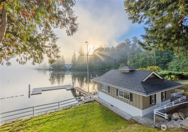 Photo 1 of Single family home for sale at 1608 Euclid Ave, Bellingham, WA 98229 | MLS# NWM2493317 | Listing updated on 2026-09-17