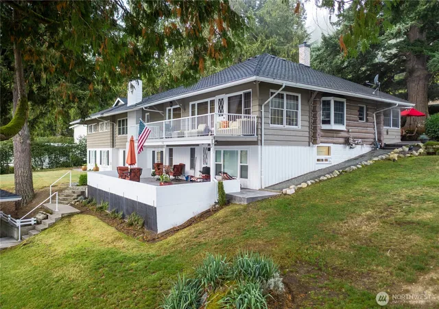 Photo 3 of Single family home for sale at 1608 Euclid Ave, Bellingham, WA 98229 | MLS# NWM2493317 | Listing updated on 2026-09-17