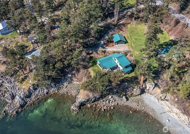 Photo 4 of Single family home for sale at 69 Myer's, Eastsound, WA 98245 | MLS# NWM2493318 | Listing updated on 2026-09-17