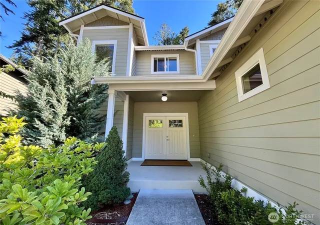 Photo 2 of Single family home for sale at 2257 W Rosecrans, Port Townsend, WA 98368 | MLS# NWM2493373 | Listing updated on 2026-09-17