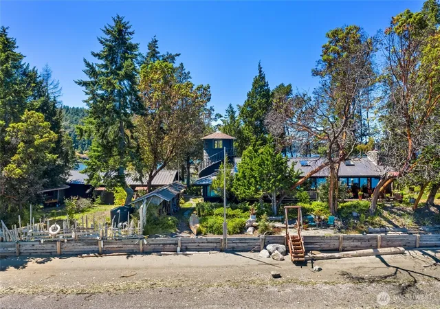 Photo 4 of Single family home for sale at 512 Broken Point Rd, Shaw Island, WA 98286 | MLS# NWM2493374 | Listing updated on 2026-09-17