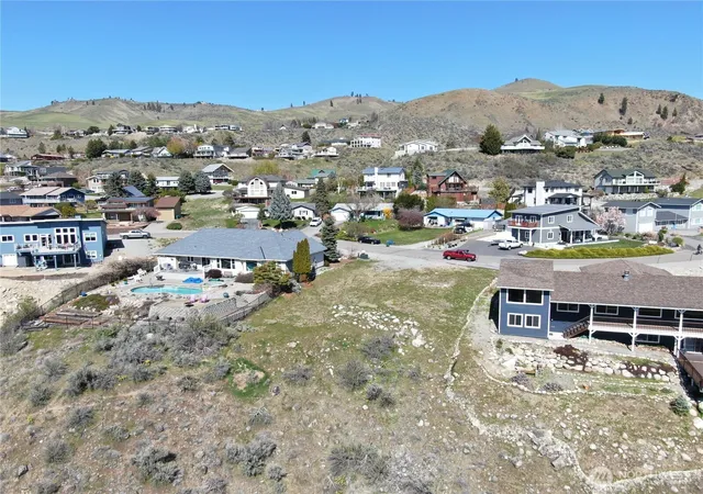Photo 4 of Land for sale at 120 Orchard View Dr, Chelan, WA 98816 | MLS# NWM2493428 | Listing updated on 2026-09-17