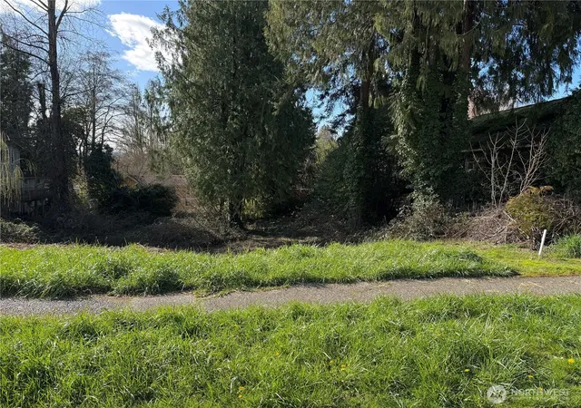 Photo 3 of Land for sale at 1067 Central Ave SE, Olympia, WA 98501 | MLS# NWM2493450 | Listing updated on 2026-09-17