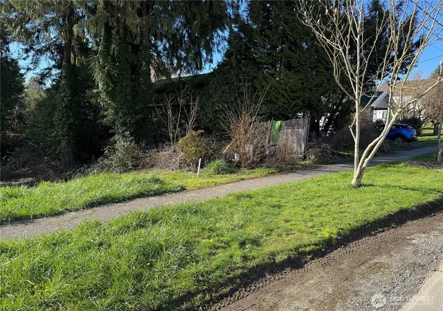 Photo 4 of Land for sale at 1067 Central Ave SE, Olympia, WA 98501 | MLS# NWM2493450 | Listing updated on 2026-09-17