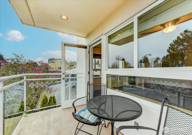 Photo 4 of Condo for sale at 1527 California Ave SW #301, Seattle, WA 98116 | MLS# NWM2493452 | Listing updated on 2026-09-17