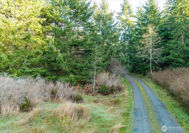 Photo 2 of Land for sale at 261 Aloha Pl #Lot 2, Coupeville, WA 98239 | MLS# NWM2493746 | Listing updated on 2026-09-17