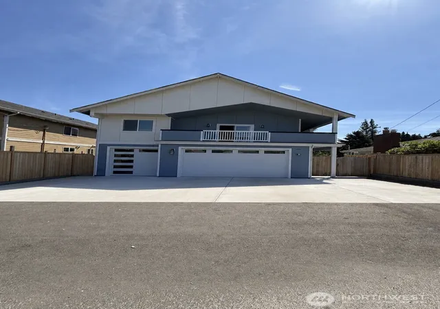Photo 2 of Single family home for sale at 10434 1st Avenue S, Seattle, WA 98168 | MLS# NWM2493767 | Listing updated on 2026-09-17