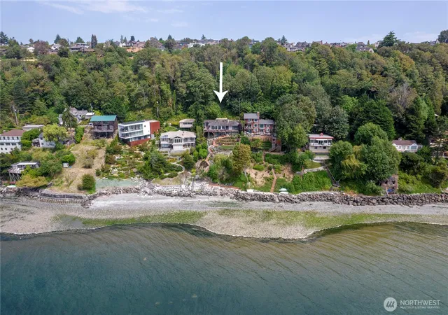Photo 2 of Land for sale at 23 Xx Perkins Ln W, Seattle, WA 98199 | MLS# NWM2493783 | Listing updated on 2026-09-17