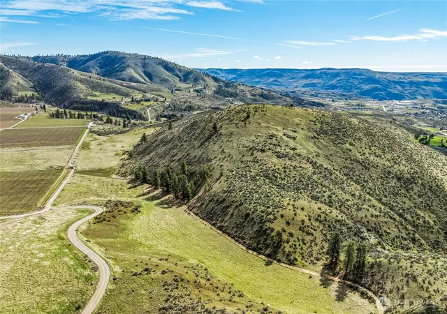 Photo 3 of Land for sale at 0 Skyfall Ln #E, Chelan, WA 98816 | MLS# NWM2493841 | Listing updated on 2026-09-17
