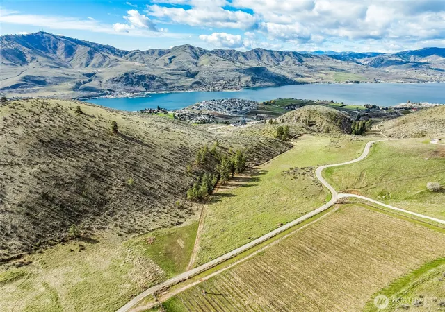 Photo 4 of Land for sale at 0 Skyfall Ln #E, Chelan, WA 98816 | MLS# NWM2493841 | Listing updated on 2026-09-17
