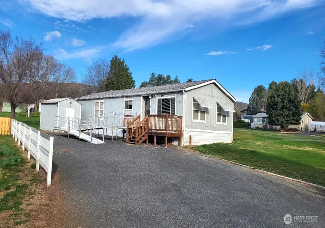 Photo 2 of Manufactured home for sale at 2285 Basin St Sw #12, Ephrata, WA 98823 | MLS# NWM2493844 | Listing updated on 2026-09-17