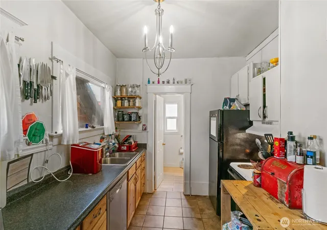 Photo 3 of House for sale at 110 N Delaware Ave #A/B, Wenatchee, WA 98801 | MLS# NWM2493956 | Listing updated on 2026-09-17