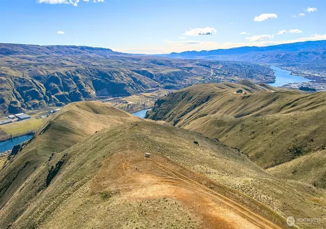 Photo 2 of Land for sale at 6971 Burch Mountain Rd, Wenatchee, WA 98801 | MLS# NWM2494147 | Listing updated on 2026-09-17