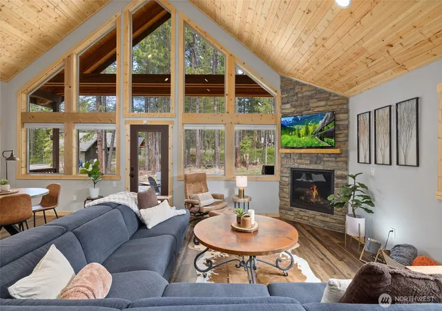 Photo 4 of Single family home for sale at 330 Rockberry Loop, Ronald, WA 98940 | MLS# NWM2494192 | Listing updated on 2026-10-03