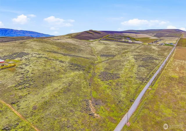 Photo 2 of Land for sale at 0 W Sr 24, Sunnyside, WA 98944 | MLS# NWM2494492 | Listing updated on 2026-09-17