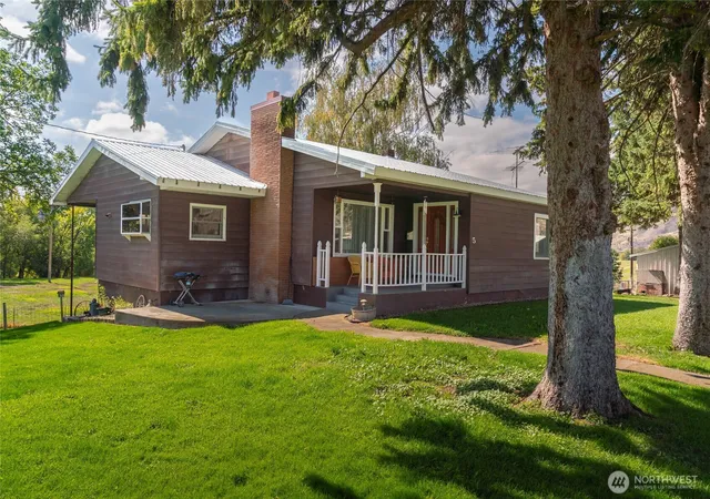 Photo 3 of Single family home for sale at 5 Alaska St, Malott, WA 98829 | MLS# NWM2494545 | Listing updated on 2026-09-17