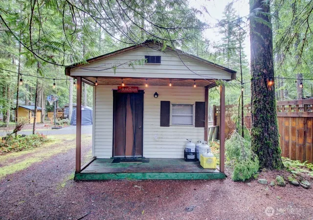 Photo 3 of Manufactured home for sale at 56 Wilderness Way, Deming, WA 98244 | MLS# NWM2494593 | Listing updated on 2026-09-17