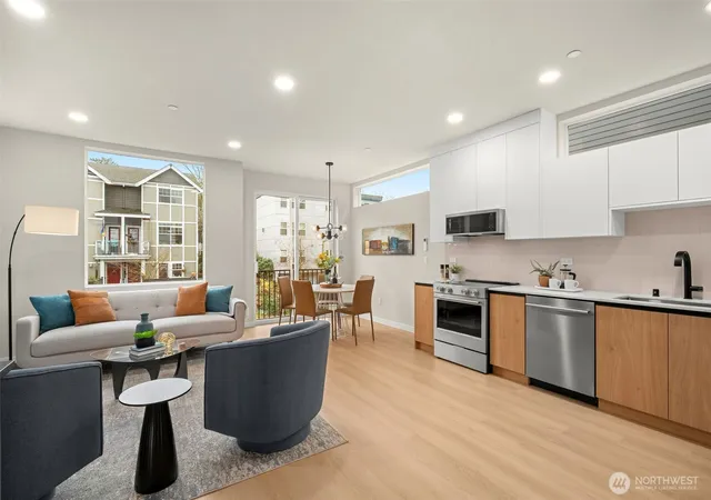 Photo 3 of Townhouse for sale at 1125 A 10th Ave E, Seattle, WA 98102 | MLS# NWM2494783 | Listing updated on 2026-09-28