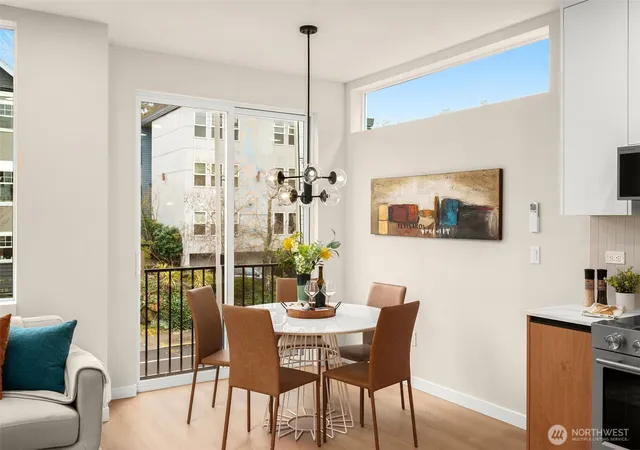 Photo 4 of Townhouse for sale at 1125 A 10th Ave E, Seattle, WA 98102 | MLS# NWM2494783 | Listing updated on 2026-09-28