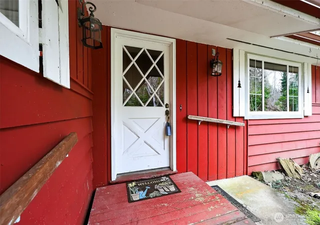 Photo 3 of Single family home for sale at 716 Garden Hl Rd, Elma, WA 98541 | MLS# NWM2494818 | Listing updated on 2026-09-17