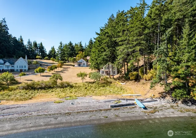 Photo 4 of Single family home for sale at 68 Sylvan Cvs W, Decatur Island, WA 98221 | MLS# NWM2495781 | Listing updated on 2026-09-17