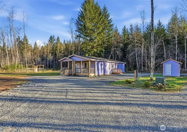 Photo 2 of Manufactured home for sale at 142 Wild Daisy Dr, Ariel, WA 98603 | MLS# NWM2495833 | Listing updated on 2026-09-21