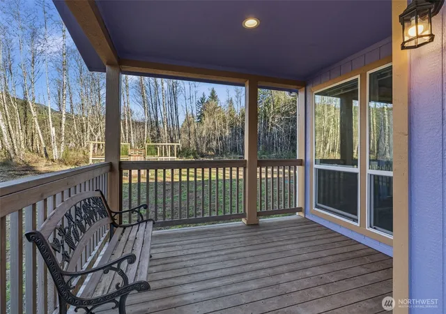 Photo 3 of Manufactured home for sale at 142 Wild Daisy Dr, Ariel, WA 98603 | MLS# NWM2495833 | Listing updated on 2026-09-21