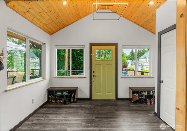 Photo 4 of Single family home for sale at 908 N Jeffries St, Aberdeen, WA 98520 | MLS# NWM2496034 | Listing updated on 2026-09-17