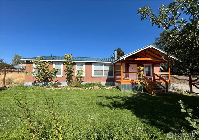 Photo 1 of Manufactured home for sale at 920 Castle Ave, Winthrop, WA 98862 | MLS# NWM2496051 | Listing updated on 2026-09-17