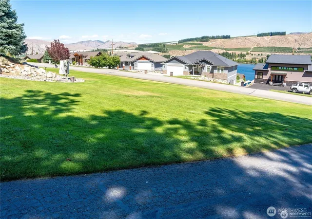 Photo 3 of Land for sale at 15307 Lakeview St, Entiat, WA 98822 | MLS# NWM2496151 | Listing updated on 2026-09-17