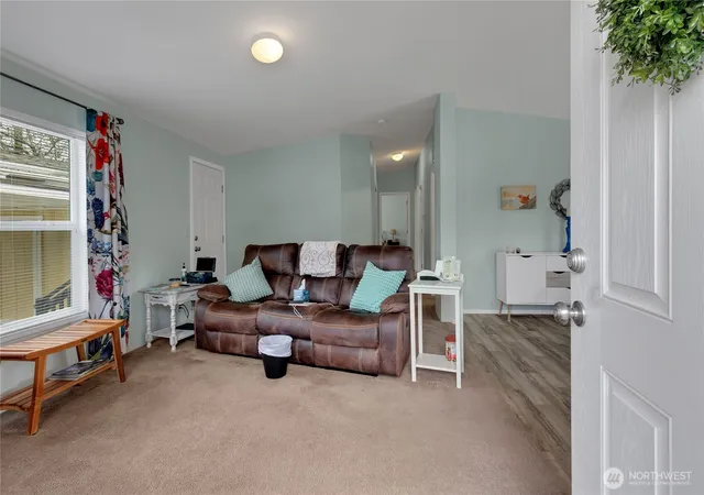 Photo 3 of Manufactured home for sale at 8511 144th Avenue E, Puyallup, WA 98372 | MLS# NWM2496381 | Listing updated on 2026-09-17