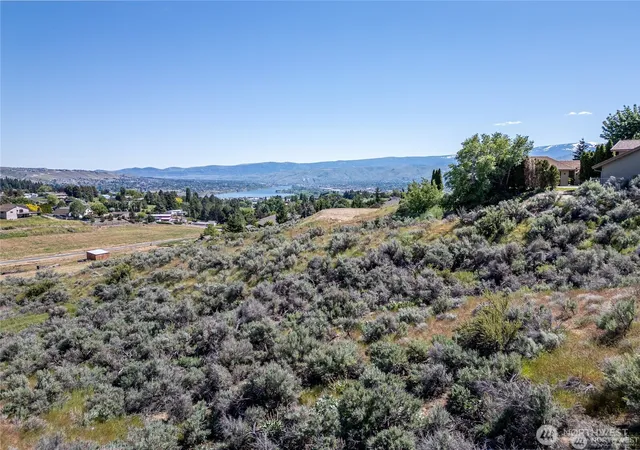 Photo 2 of Land for sale at 315 Mahogany Ln, Wenatchee, WA 98801 | MLS# NWM2496440 | Listing updated on 2026-09-17