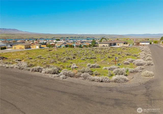 Land for sale at 202 SW Clayton Pl, Mattawa, WA 99349 | MLS# NWM2496496