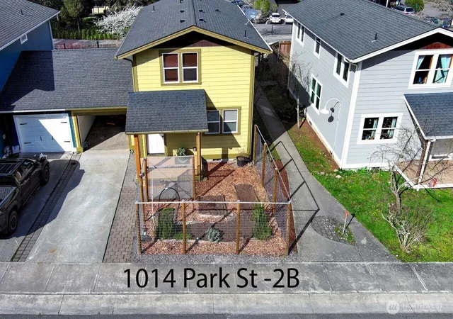 Photo 2 of Townhouse for sale at 1014 Park St #1B, Friday Harbor, WA 98250 | MLS# NWM2496649 | Listing updated on 2026-10-02