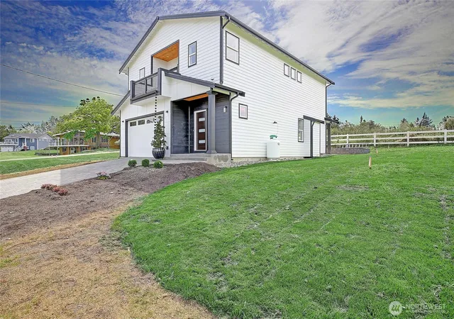Photo 2 of Single family home for sale at 1458 Larkspur Ln, Camano Island, WA 98282 | MLS# NWM2496666 | Listing updated on 2026-09-25