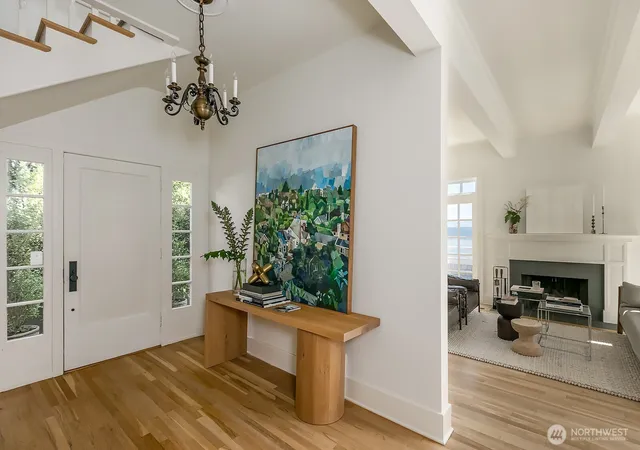 Photo 3 of Single family home for sale at 624 35th Avenue, Seattle, WA 98122 | MLS# NWM2496771 | Listing updated on 2026-09-17