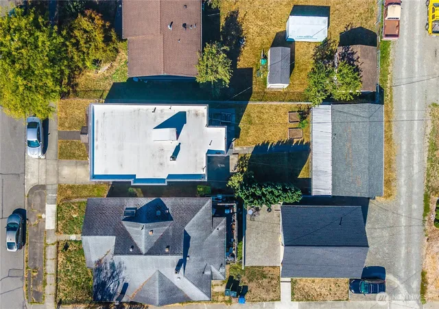 Photo 3 of Multi family home for sale at 3827 S K St, Tacoma, WA 98418 | MLS# NWM2496801 | Listing updated on 2026-09-25