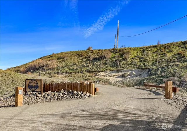 Photo 2 of Land for sale at 8 Deer Valley Dr, Ellensburg, WA 98926 | MLS# NWM2497041 | Listing updated on 2026-09-17