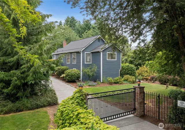 Photo 2 of Single family home for sale at 23305 98th Avenue S, Kent, WA 98031 | MLS# NWM2497117 | Listing updated on 2026-09-29