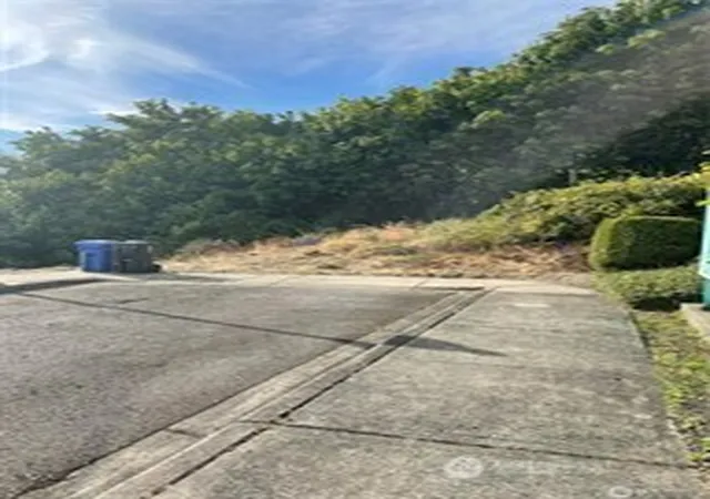 Photo 4 of Land for sale at 1416 Browns Point Blvd NE, Tacoma, WA 98422 | MLS# NWM2497157 | Listing updated on 2026-09-17