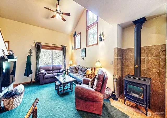 Photo 4 of Single family home for sale at 80 Evergreen Way, Easton, WA 98925 | MLS# NWM2497285 | Listing updated on 2026-10-01