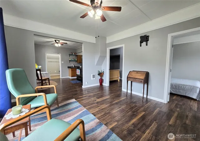Photo 2 of Single family home for sale at 1407 Laurel St, Hoquiam, WA 98550 | MLS# NWM2497482 | Listing updated on 2026-09-17