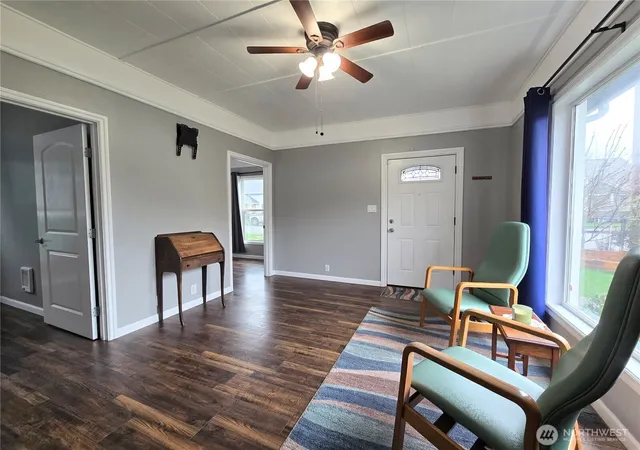 Photo 3 of Single family home for sale at 1407 Laurel St, Hoquiam, WA 98550 | MLS# NWM2497482 | Listing updated on 2026-09-17