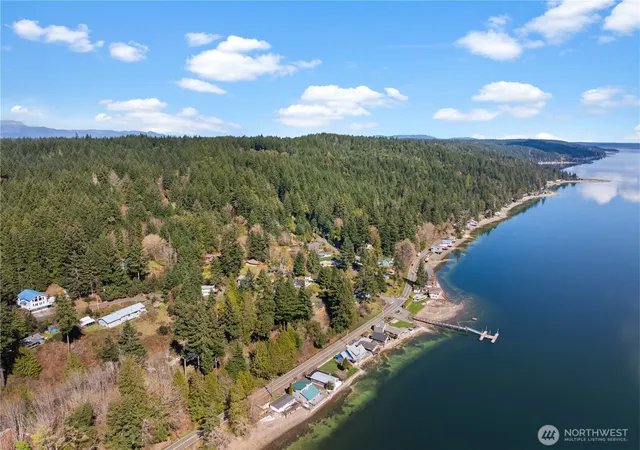 Photo 1 of Single family home for sale at 100 Ne Alta Vista Dr, Belfair, WA 98528 | MLS# NWM2497573 | Listing updated on 2026-09-24