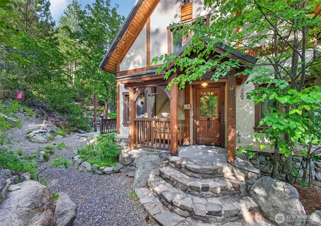 Photo 2 of Single family home for sale at 7150 Icicle Rd, Leavenworth, WA 98826 | MLS# NWM2497742 | Listing updated on 2026-09-17