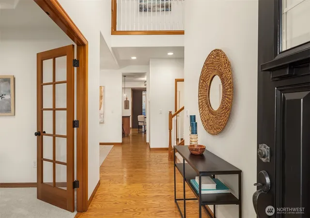 Photo 2 of Single family home for sale at 4727 245th Lane Se, Sammamish, WA 98029 | MLS# NWM2497789 | Listing updated on 2026-09-17