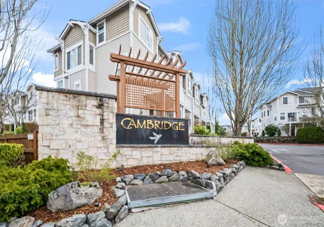 Photo 1 of Townhouse for sale at 16373 119th Terrace Ne #31-5, Bothell, WA 98011 | MLS# NWM2497816 | Listing updated on 2026-09-17
